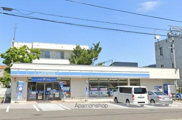 コンビニ　ローソン札幌北２７条西七丁目店（コンビニ）まで240m