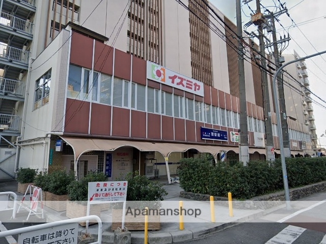 スーパー　イズミヤ平野店（スーパー）まで652m