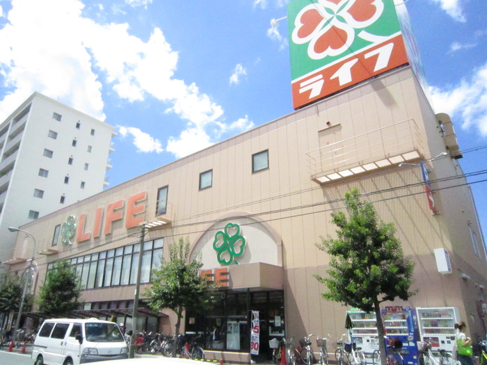 スーパー　ライフ（スーパー）まで135m