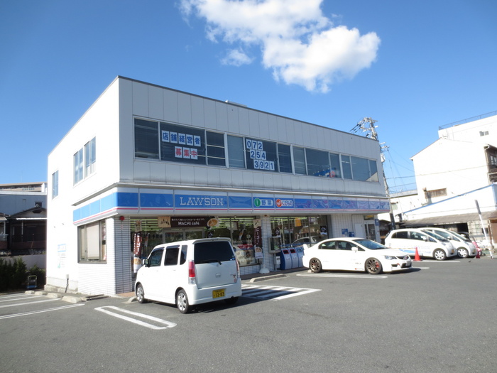 コンビニ　ローソン（コンビニ）まで460m