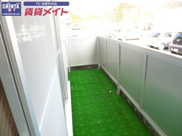 バルコニー　同物件別室の写真です