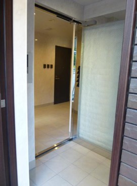 玄関　玄関