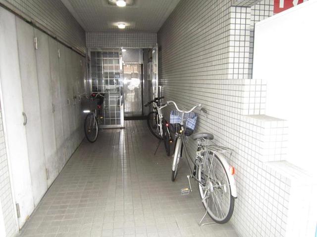 エントランス　エントランス