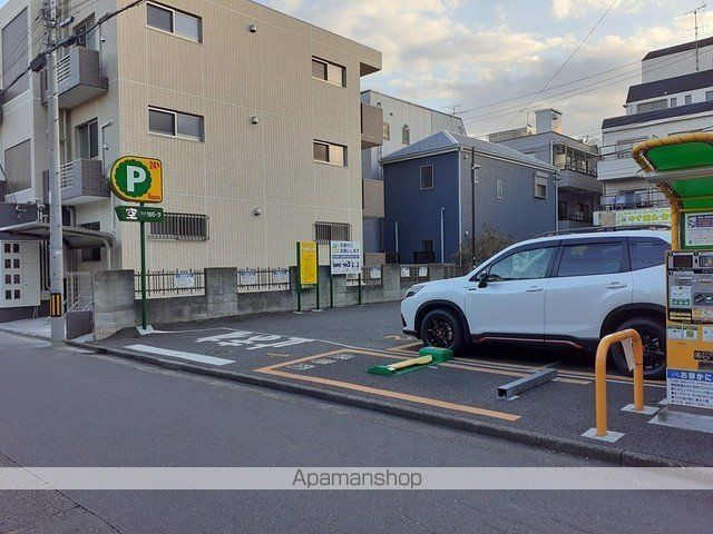 その他　コインパーキング（その他）まで8m