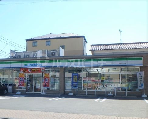 コンビニ　ファミリーマート船橋南本町店（コンビニ）まで160m