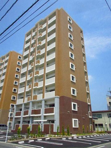 建物外観　落ち着いた雰囲気の外観です