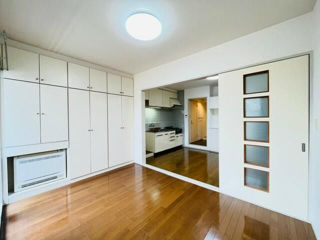 居室・リビング　※別部屋参考写真