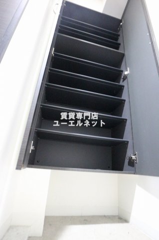 その他設備　収納力たっぷりのシューズボックスで玄関すっきり！