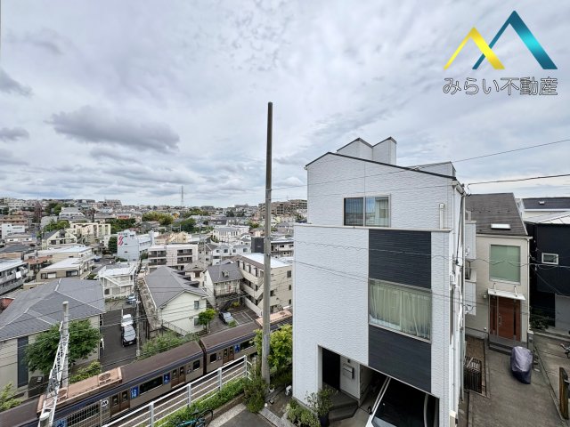 眺望　バルコニーからの眺望。自社撮影写真。