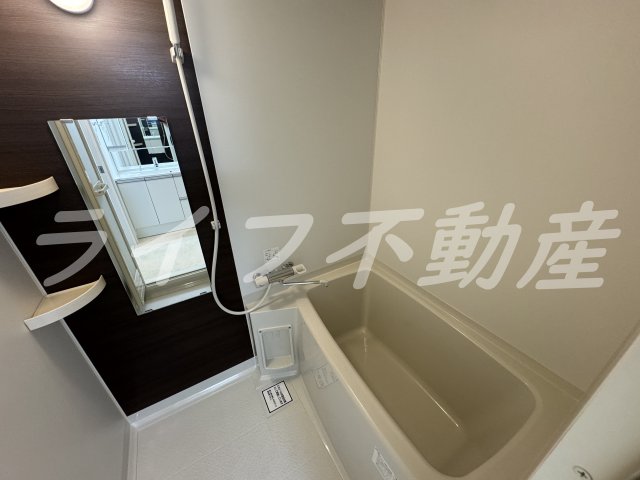 バス・シャワールーム　ゆったり過ごせるお風呂です