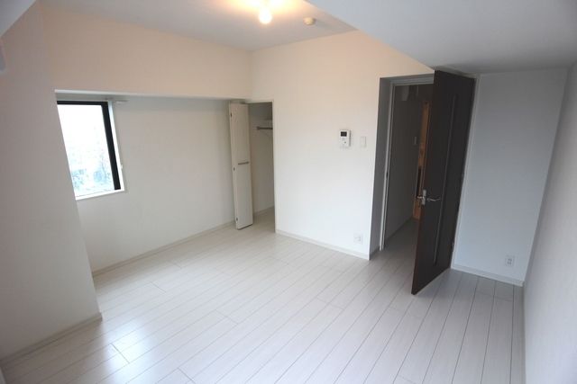 居室・リビング　★居室★※別部屋参考写真※