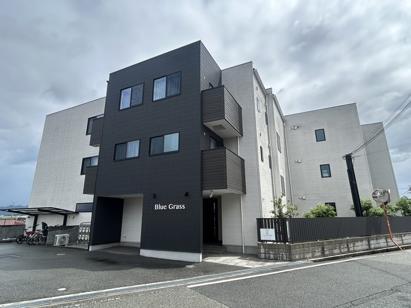 Blue Glassの外観写真