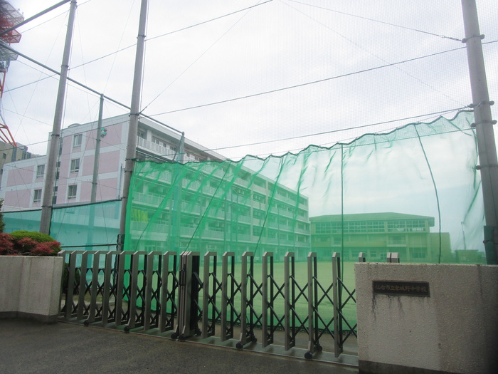 小学校　仙台市立原町小学校（小学校）まで660m