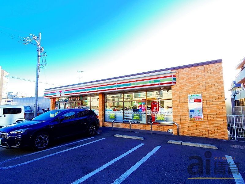 コンビニ　セブンイレブン調布飛田給1丁目店（コンビニ）まで310m