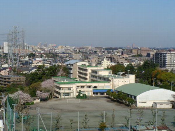 中学校　船橋市立海神中学校（中学校）まで1972m
