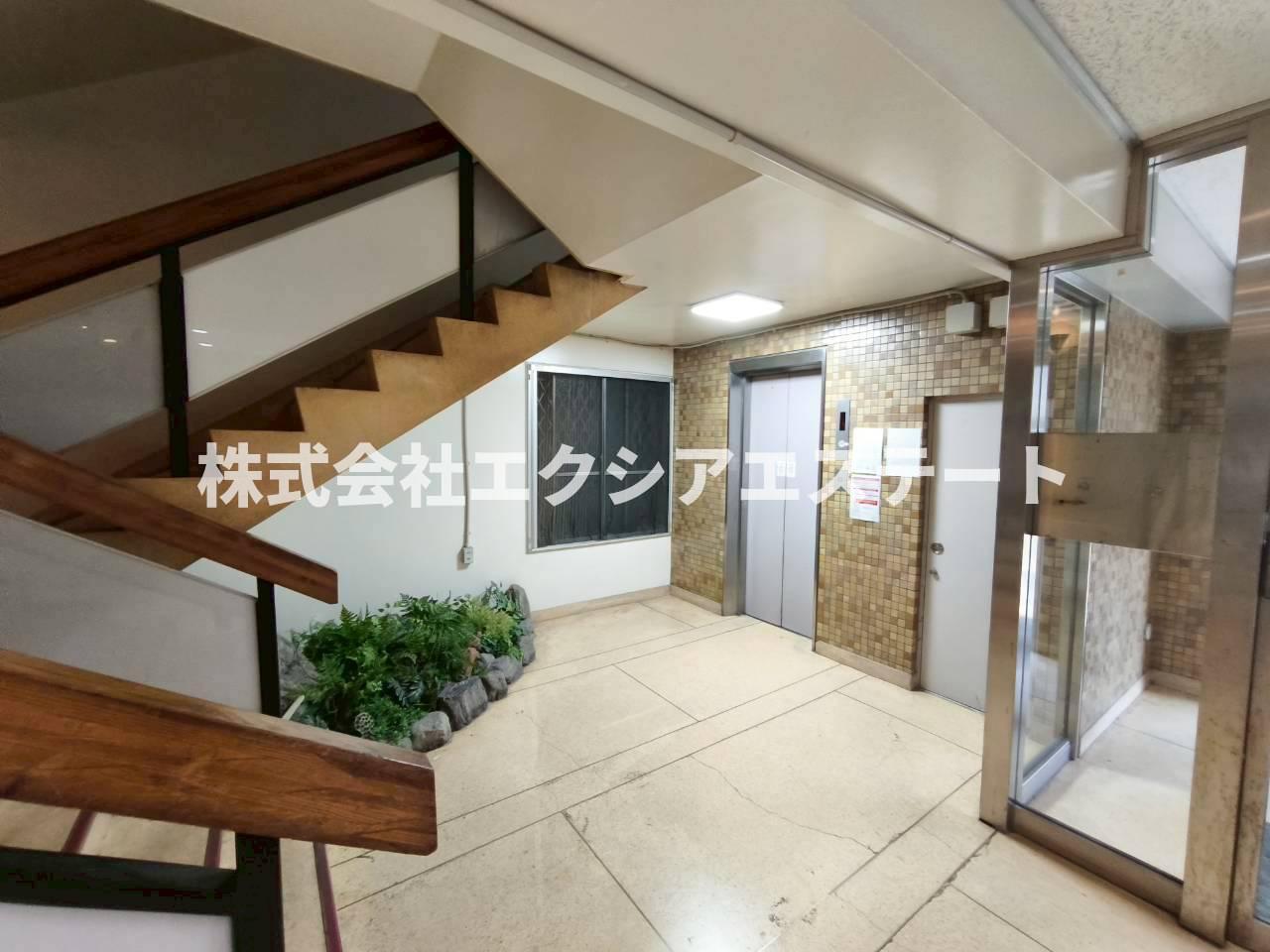 ロビー