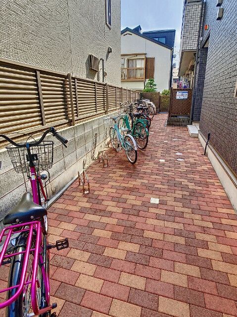 駐車場　駐輪場