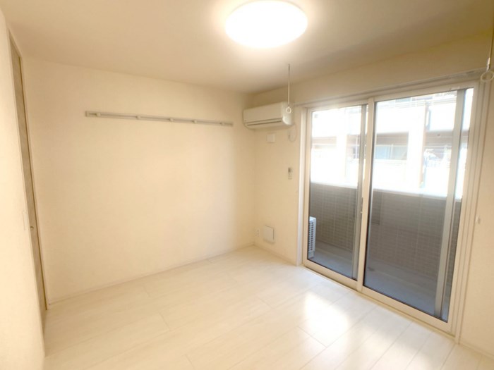 居室・リビング　6.63帖のフローリングのお部屋です☆