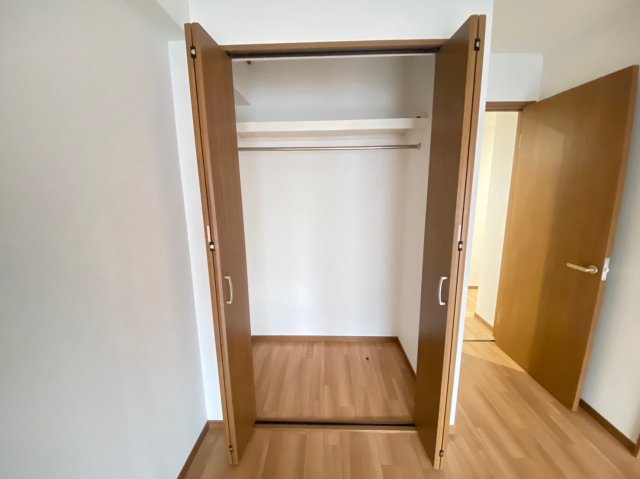 収納　みやびビル