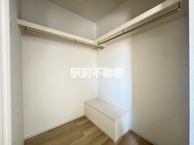 収納　２０３