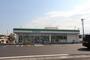 コンビニ　ファミリーマートサンフラワー通り店（コンビニ）まで365m