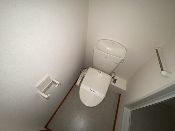 トイレ　※別部屋の写真です