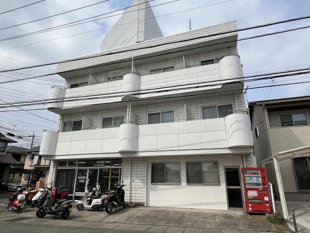 建物外観　南側外観