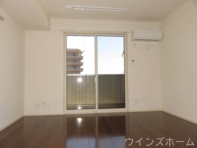 その他部屋・スペース　広々とした洋室７．８帖