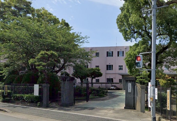 小学校　龍禅寺小学校（小学校）まで55m