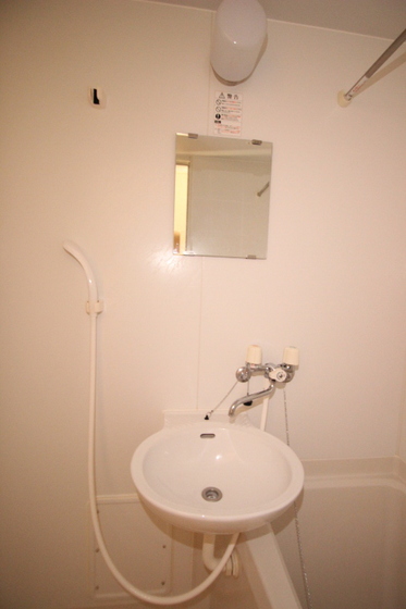洗面設備　※別部屋の写真です