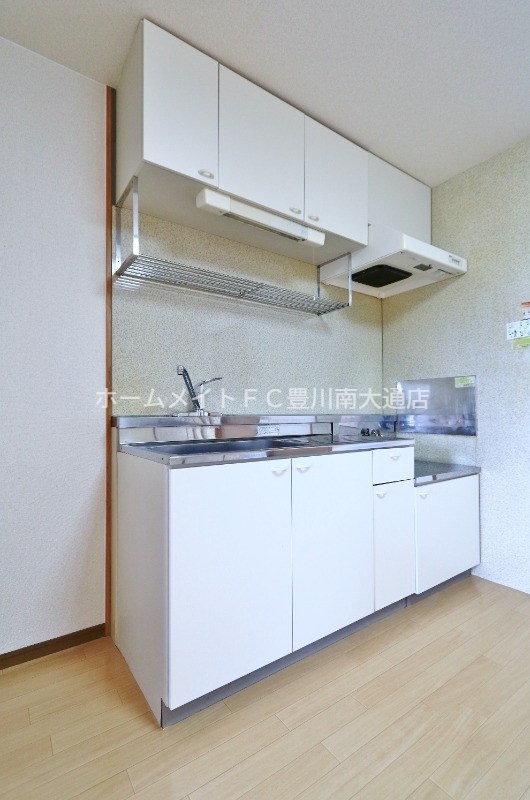 キッチン　同型別部屋写真