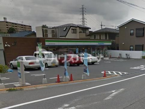 コンビニ　ファミリーマート小仲台9丁目店（コンビニ）まで250m