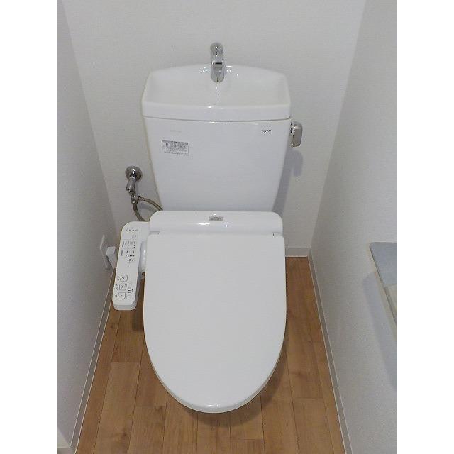 トイレ　トイレ