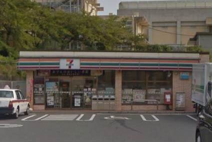 コンビニ　セブンイレブン 福岡八田2丁目店（コンビニ）まで1385m