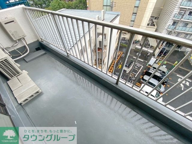 バルコニー　バルコニー