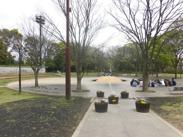 公園　総合レクリエーション公園（公園）まで190m