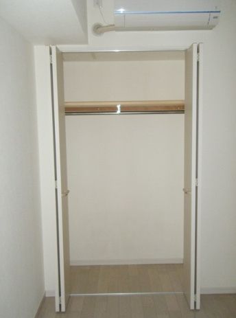 収納　写真は同タイプ住居です。