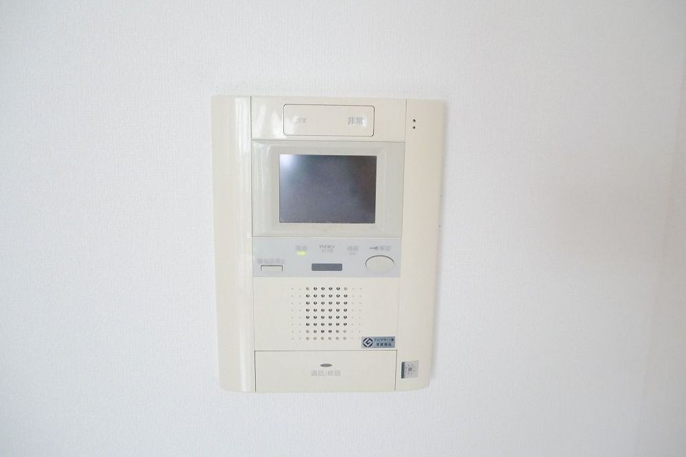 セキュリティ　写真は同タイプ住居です。