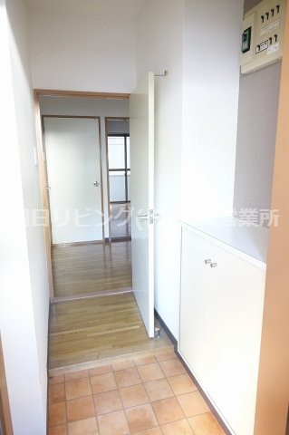 玄関　同タイプ別室