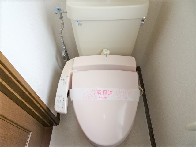 トイレ　洗浄便座