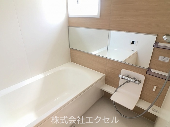 バス・シャワールーム　一坪風呂です。