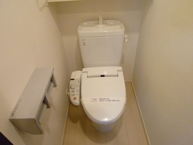 トイレ　シャワートイレ