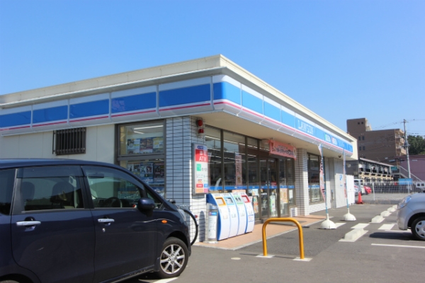 コンビニ　ローソンつくば春日四丁目店（コンビニ）まで430m