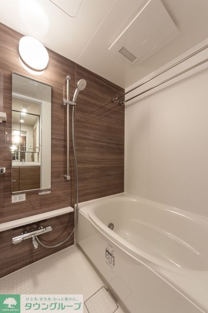 バス・シャワールーム　※写真は同タイプ住戸です。