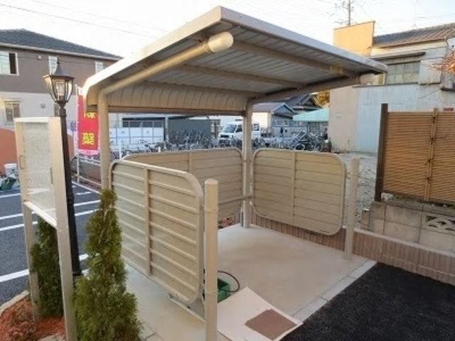 その他共有部分　★雨の日も安心の屋根付き駐輪場★