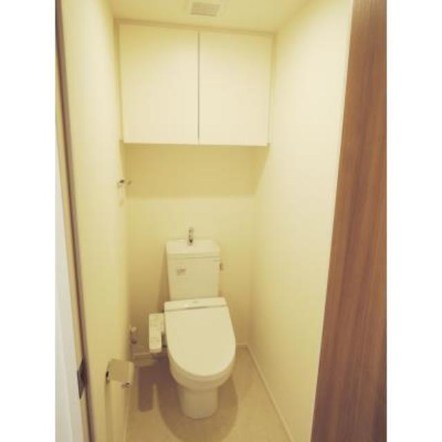 トイレ　※写真は同タイプ住戸です。