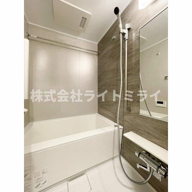 バス・シャワールーム　?