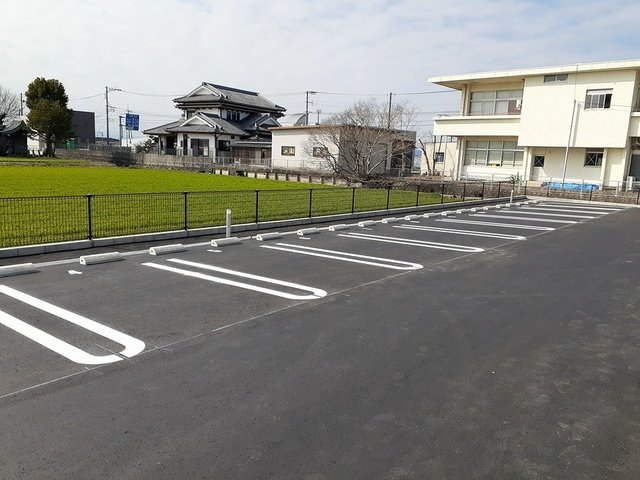 駐車場　駐車場完備です