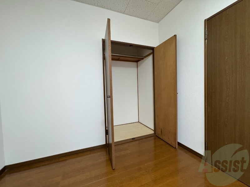 収納　こちらは収納です。物をしまう事ができますね！