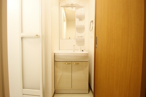 洗面設備　※別部屋の写真です